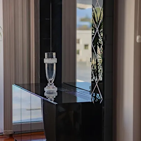 Thessprivepool