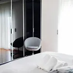 Thessprivepool Appartement *