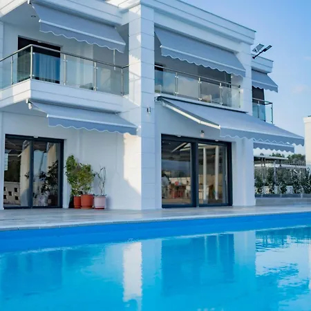 Thessprivepool * Saloniki