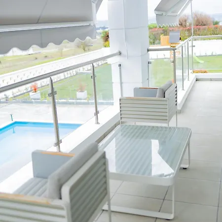 Thessprivepool Apartament *